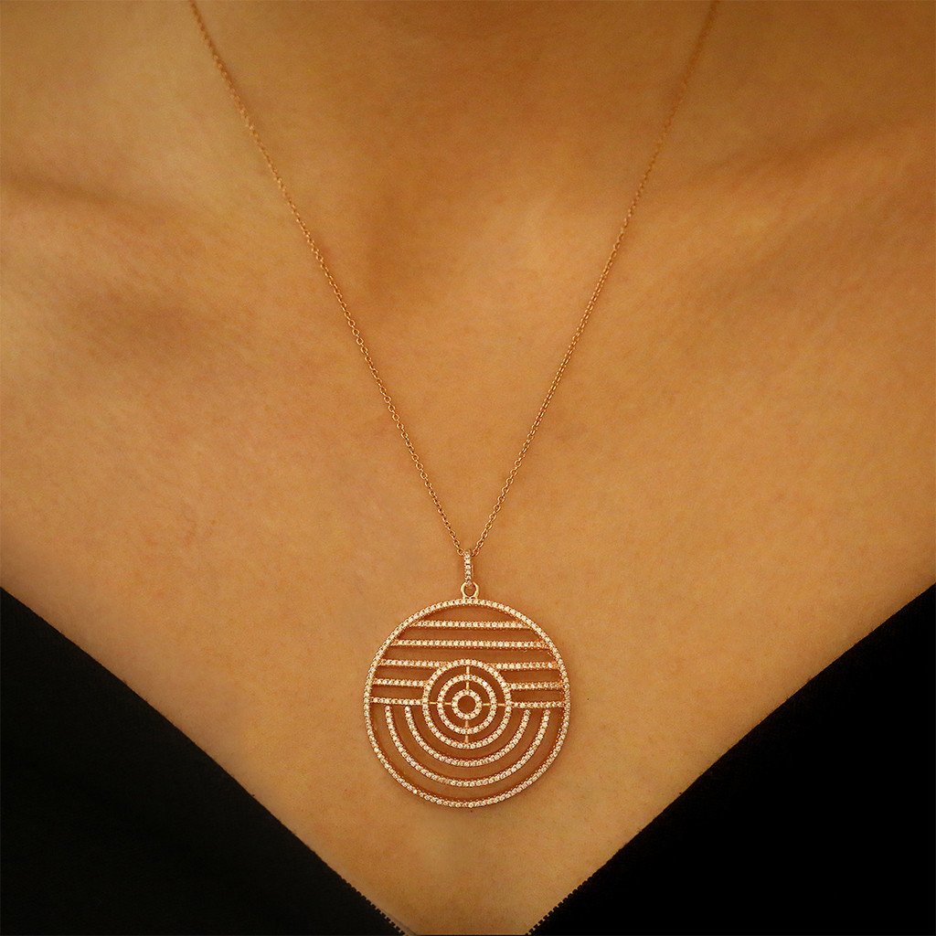 Gemvine Sterling Silver Large Crop Circle Pendant Necklace in Rose + 18 Inch Adjustable Chain